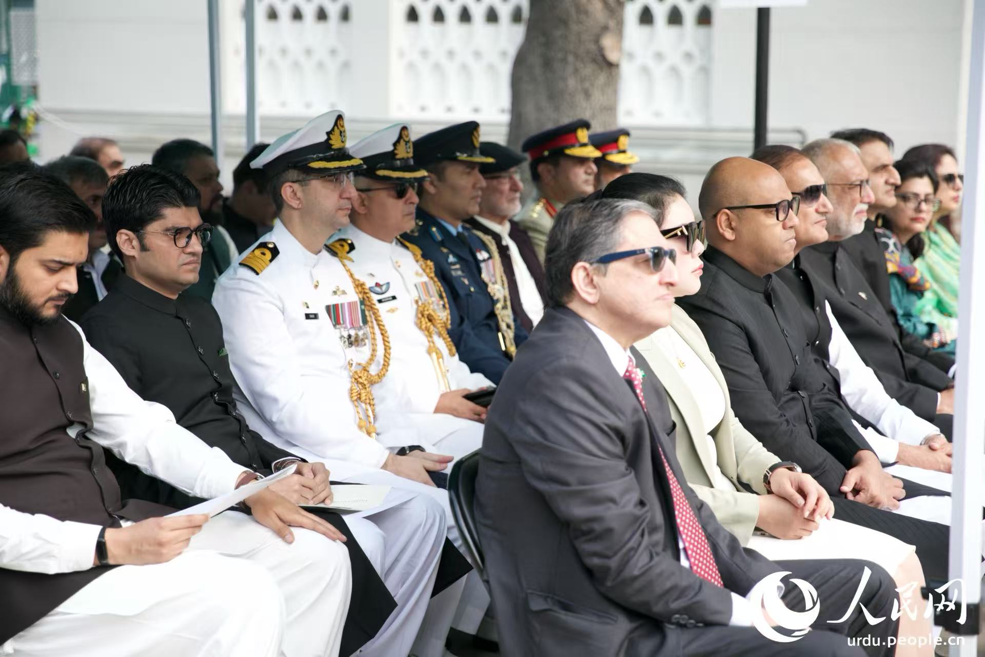 14 اگست کو  ، پاکستان کے 78ویں جشنِ آزادی کے موقع پر بیجنگ میں  پاکستانی سفارت خانے میں پرچم کشائی کی پروقار تقریب منعقد ہوئی جس میں سفارت خانے کے اہلکار ، مقامی معززین، صحافی  اور بیجنگ میں مقیم پاکستانی کمیونٹی کے افراد نے شرکت کی ۔