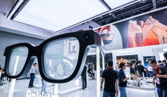 لیبارٹریز سے سیٹلائٹس تک: عالمی سطح پر چین کا سائنسی اثرو رسوخ بڑھ رہا ہے