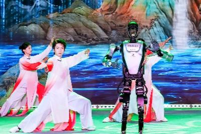 پیپلز ڈیلی آن لائن کی جانب سے  میڈیا کے مستقبل میں اے آئی کی اہمیت کے حوالے سے "اے آئی نائٹ اِن شی آن "  کا انعقاد