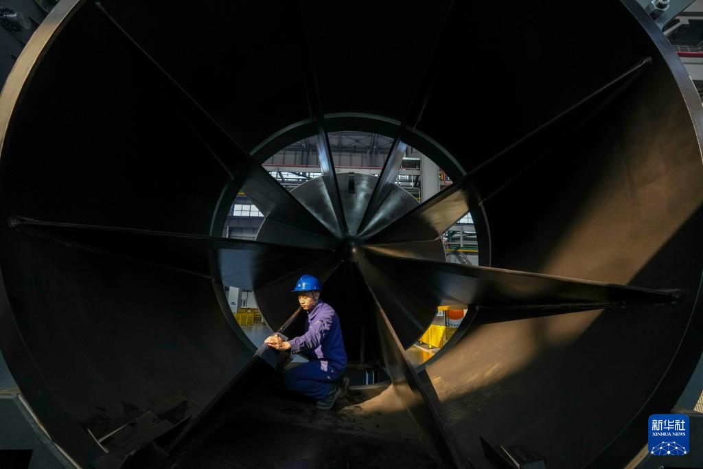 ہاربن الیکٹرک کارپوریشن کے تیار کردہ دیو ہیکل ہائیڈرو الیکٹرک پریشر ریلیف والوز کے اسمبلی ٹیسٹ مکمل