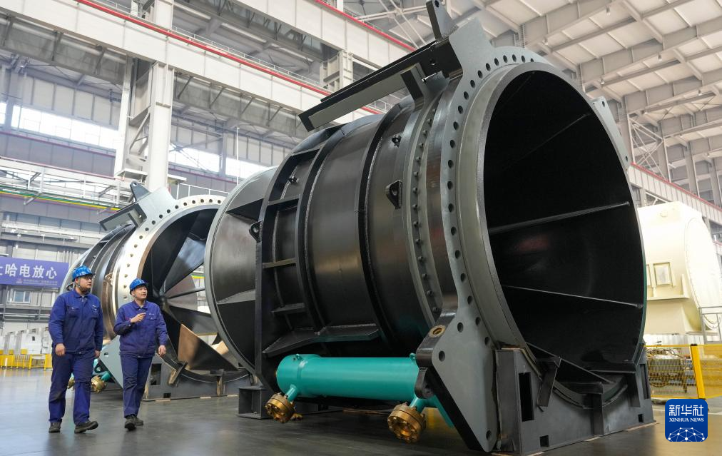 ہاربن الیکٹرک کارپوریشن کے تیار کردہ دیو ہیکل ہائیڈرو الیکٹرک پریشر ریلیف والوز کے اسمبلی ٹیسٹ مکمل