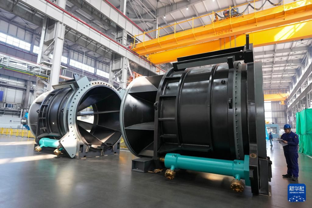 ہاربن الیکٹرک کارپوریشن کے تیار کردہ دیو ہیکل ہائیڈرو الیکٹرک پریشر ریلیف والوز کے اسمبلی ٹیسٹ مکمل