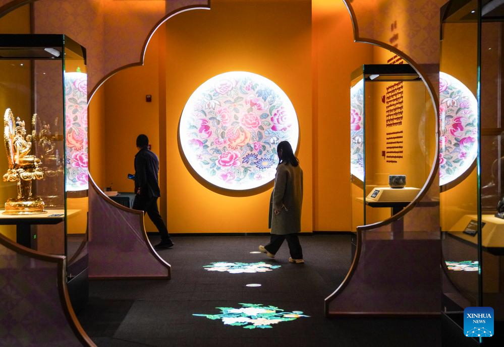 لہاسا  میں ثقافتی نوادرات کی مشترکہ نمائش