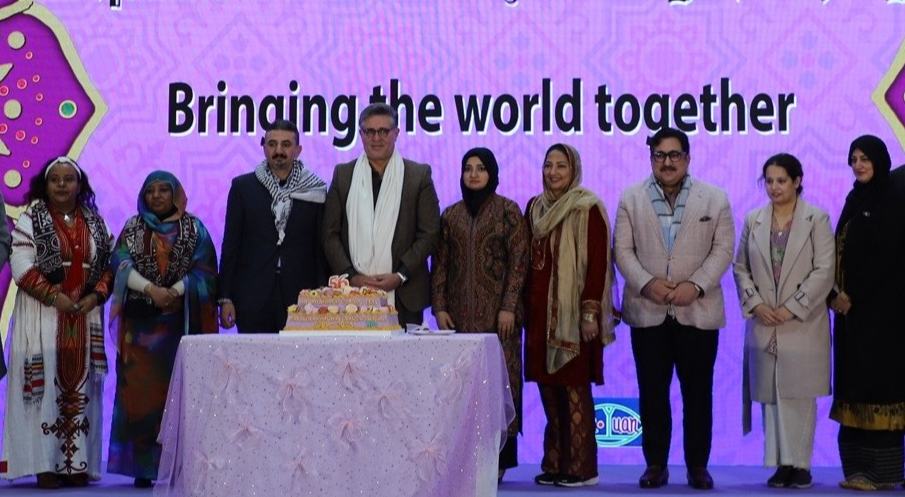 پاکستان ایمبیسی کالج بیجنگ میں بین الاقوامی ثقافتی دن کے رنگ