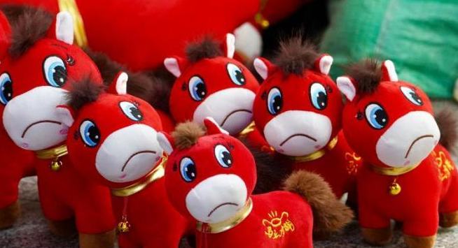 "منہ بسورتا گھوڑا"، ایک غلطی جو وائرل ٹرینڈ بن گئی