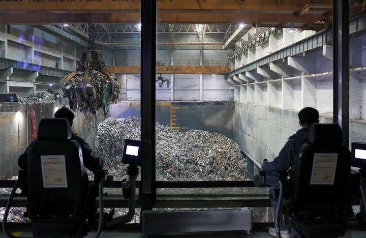 کوڑے کو سبز مستقبل کے ذرائع میں تبدیل کرتے، چین کے شہر