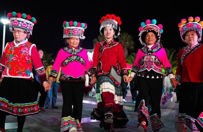 این پی سی نائب، جنہوں  نے قدیم یی کڑھائی کو جدت کا رنگ دے دیا