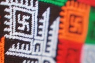 تھیاو ہوا کڑھائی، لافانی خوبصورتی کی حامل دستکاری