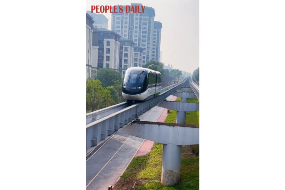 چھونگ چنگ میں بغیر ڈرائیور کے چلنے والی دنیا کی پہلی سکائی شٹل